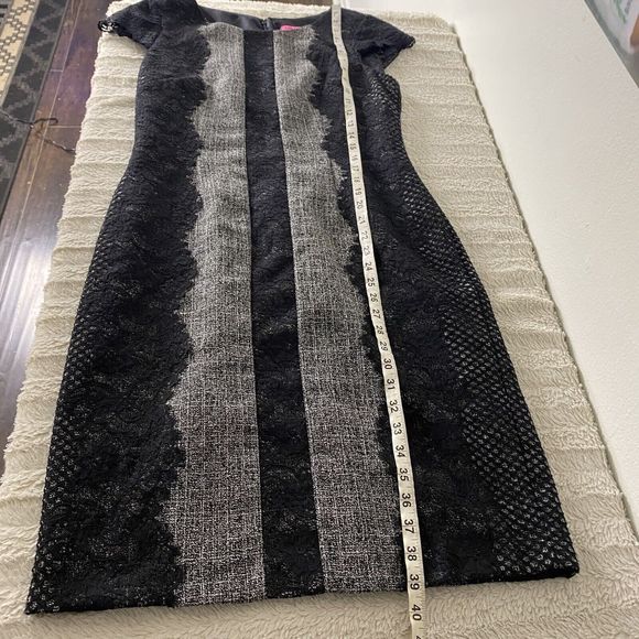 Betsey‎ Johnson Gray Sheath Dress Cap Short Sleeve Black Lace Overlay women’s 8 - Picture 11 of 13